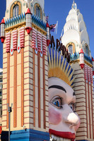 Sydney, Luna Park entrance